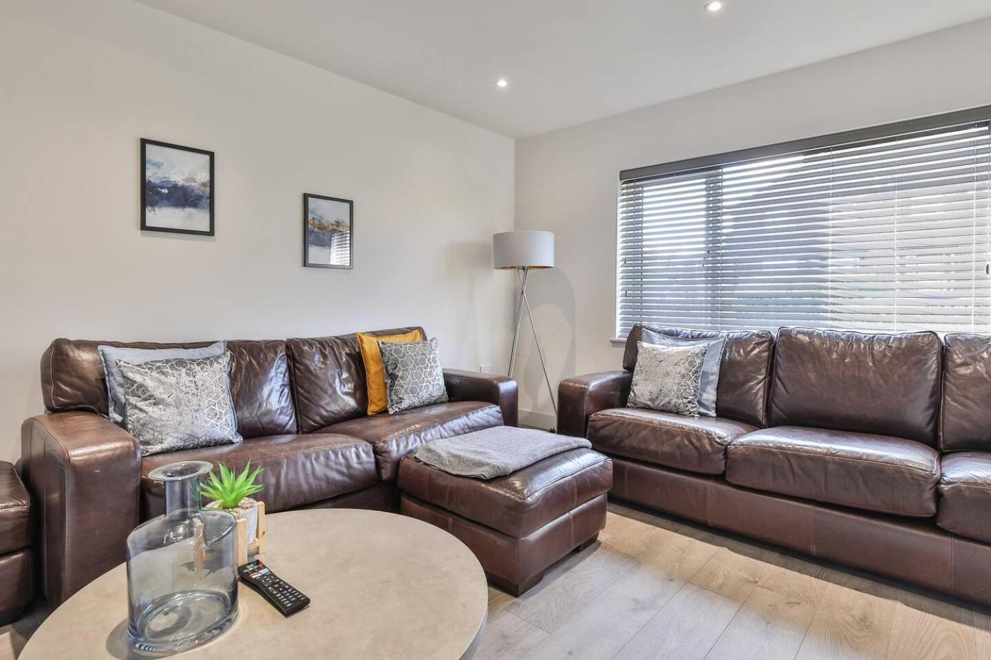 Modern, Cosy Whole House Wifi Close To Attractions Sheffield Eksteriør billede