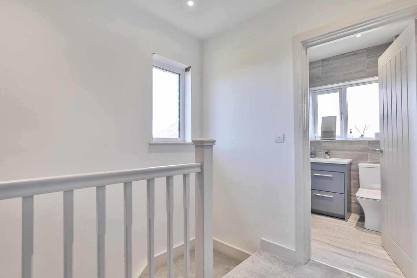 Modern, Cosy Whole House Wifi Close To Attractions Sheffield Eksteriør billede